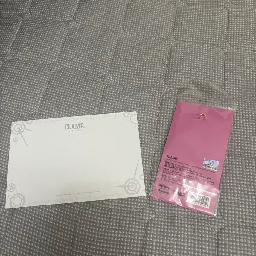 [BUNJANG] Clamp x Cardcaptor Sakura Sakura Acrylic Keychain &amp; Illustration Postcard Set / 클램프전 카드캡터체리 사쿠라 키링,일러스트엽서