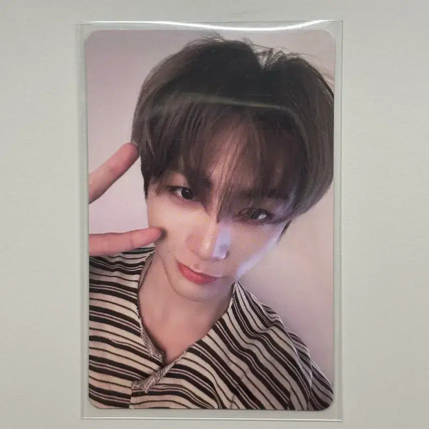 [BUNJANG] BOYNEXTDOOR Taesan Birthday Candle Photocard / 보이넥스트도어 보넥도 태산 생일 캔들 포카