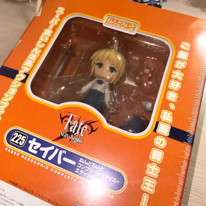 [BUNJANG] Good Smile Company Nendoroid 225 Saber Complete File Edition Fate/stay night Figure / 넨도로이드 225 세이버 컴플리트 파일 에디션 페이트 스테이 나이트