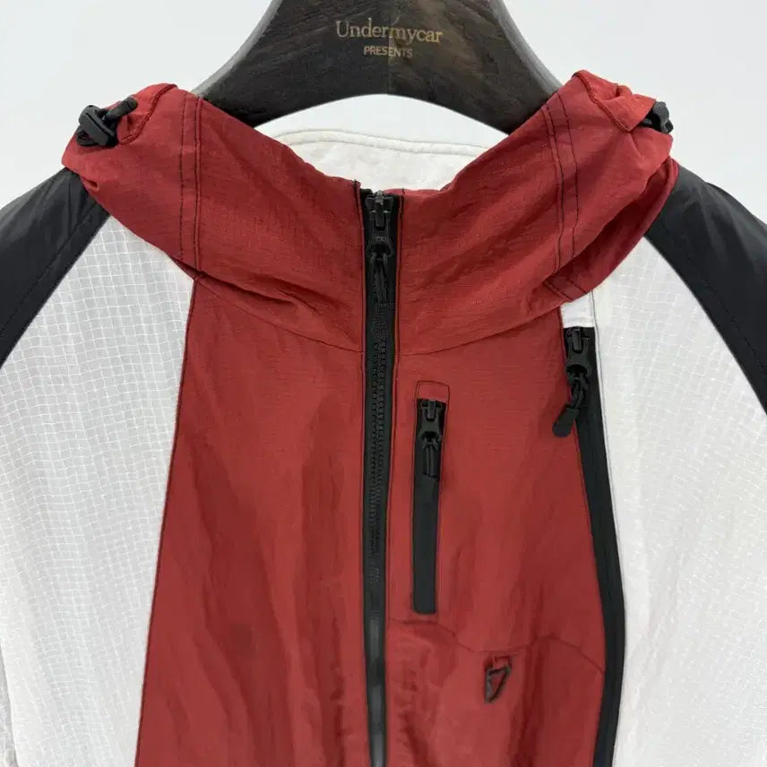 [BUNJANG] Undermycar Gastein 6 Windbreaker / 언더마이카 윈드브레이커 쇼호쿠