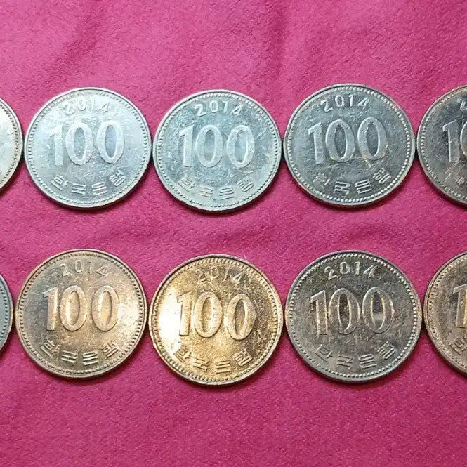 [BUNJANG] 10 x 2014 100 KRW Coins Bundle / 2014년 100원 10개 일괄