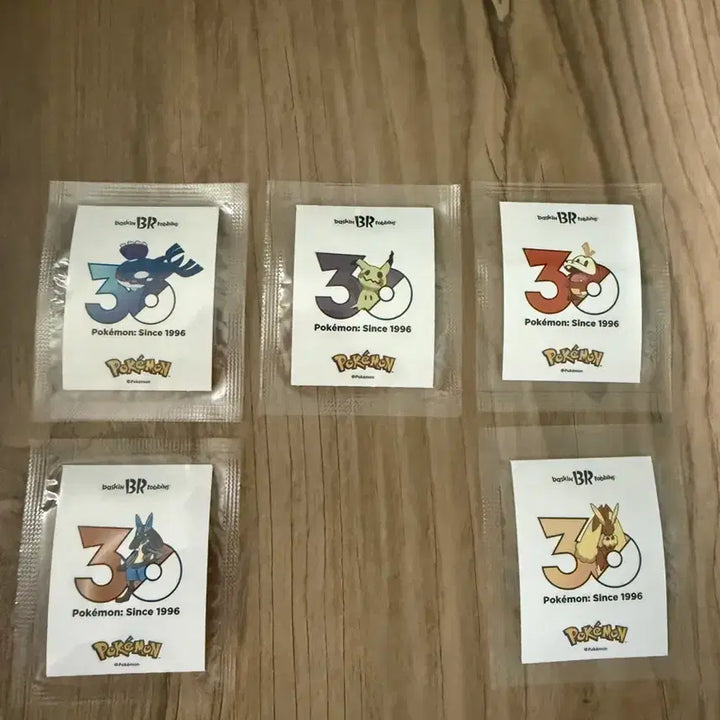 [BUNJANG] Baskin Robbins Pokemon 30th Anniversary Stickers / 베라 포켓몬 30주년 스티커 일괄 판매합니다