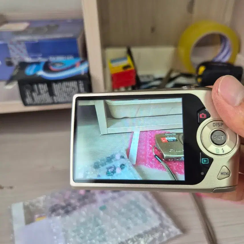 [BUNJANG] Casio EXILIM Z2300 14.1MP Digital Camera / AAA급. 카시오 Z2300. 1410만 화소 디지털 카메라