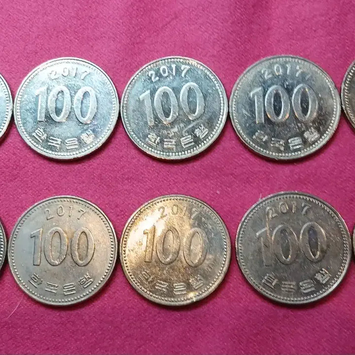 [BUNJANG] 10 x 2017 100 KRW Coins Bundle Set / 2017년 100원 동전 10개 일괄