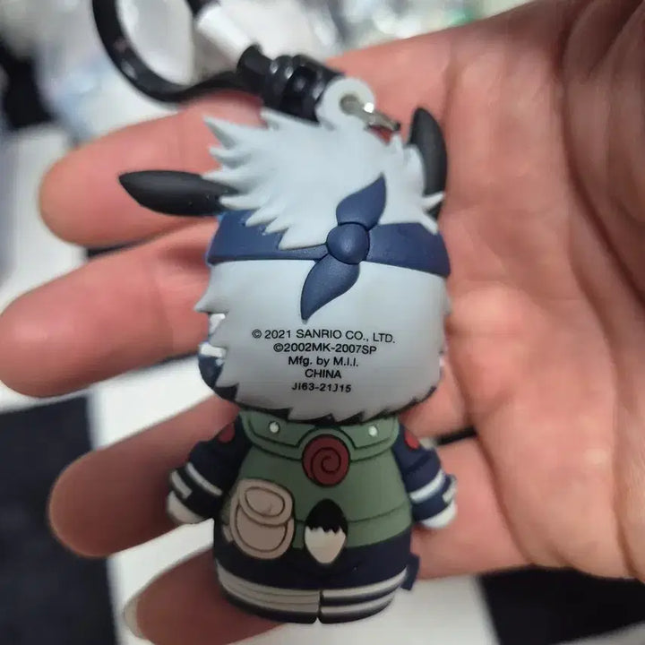 [BUNJANG] Naruto x Sanrio Kakashi Pochacco Figure Keyring (2021 Collaboration) / 2021년 나루토x산리오 콜라보 카카시 포차코 피규어 키링