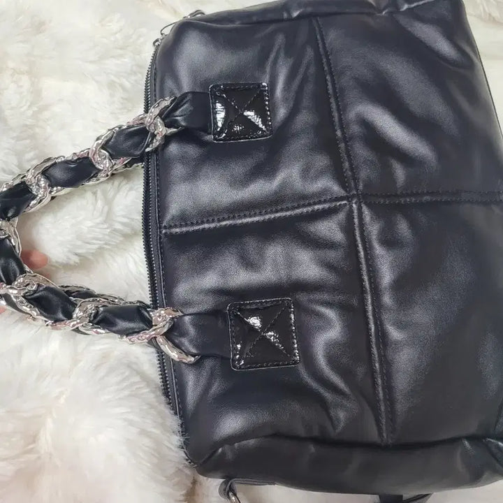 [SOLD OUT] (새상품) 체인 숄더백 48000원구매