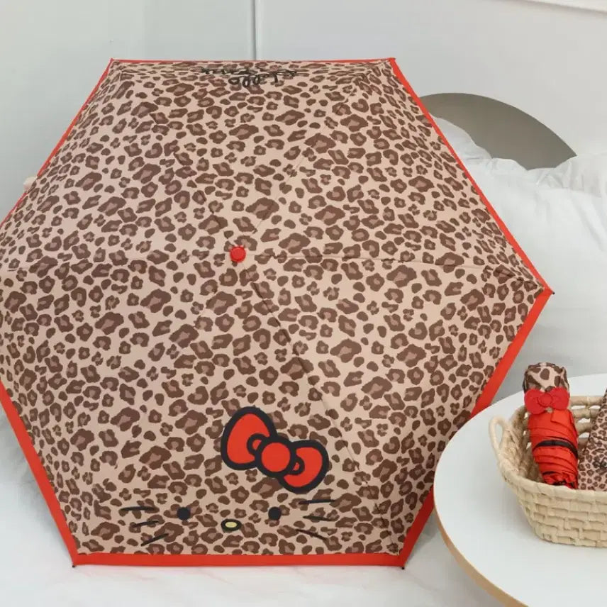 [BUNJANG] Hello Kitty Leopard Folding Umbrella with Pouch / 헬로키티 레오파드 접이식 우산 + 파우치