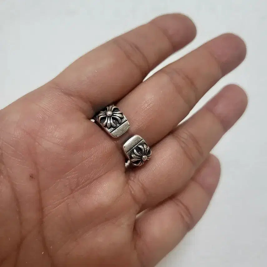 [BUNJANG] Silver-Plated Open Ring Size 12 with Turquoise Cross Charm / 실버 도금 오픈링 12호