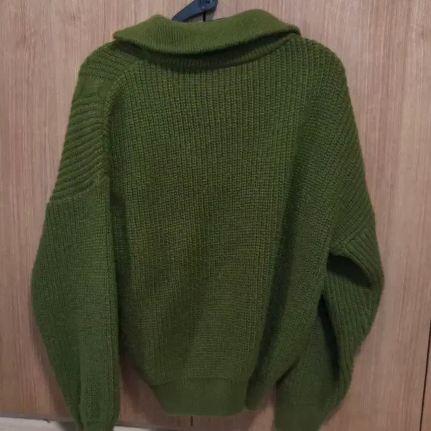 [BUNJANG] Abley Olive Knit Two-Way High-Neck Cardigan / 새상품 에이블리 올리브 니트 투웨이 하이넥 가디건