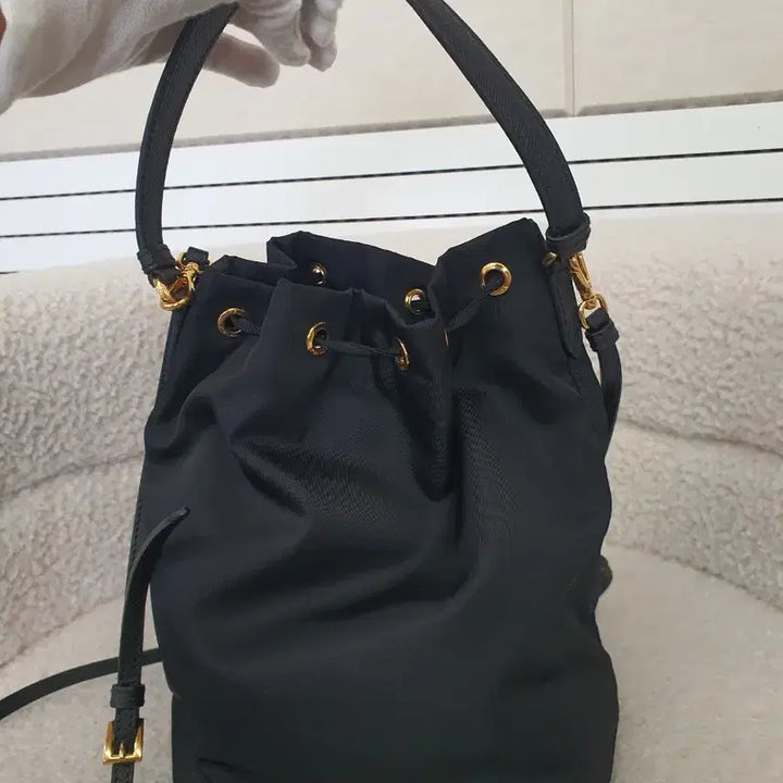 [BUNJANG] Prada Bucket Bag Black / [정품] 프라다 버킷백 블랙