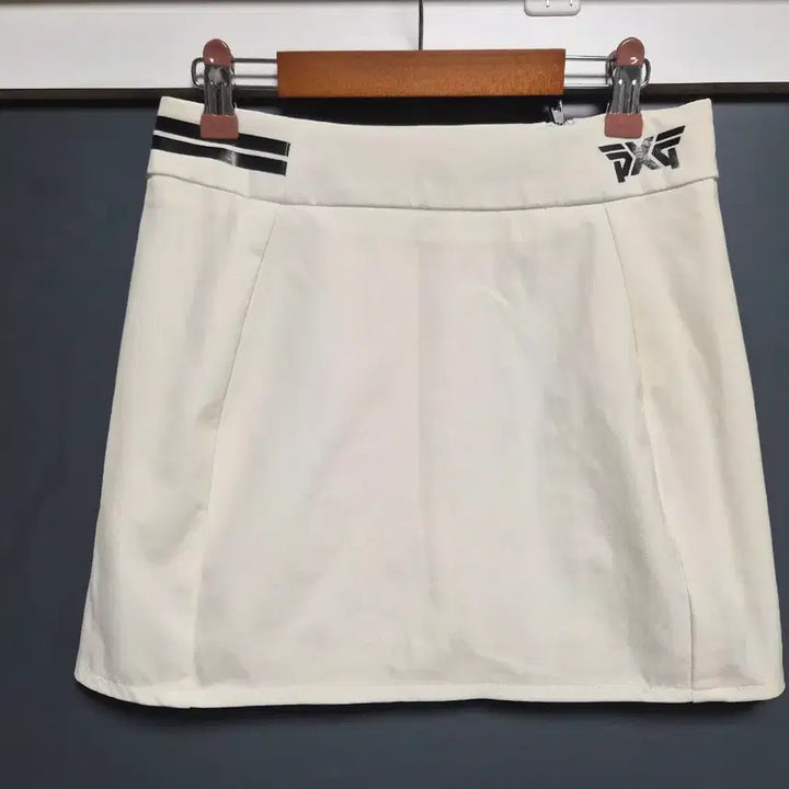 [BUNJANG] PXG Golf Skirt Ivory / PXG 골프 스커트 아이보리
