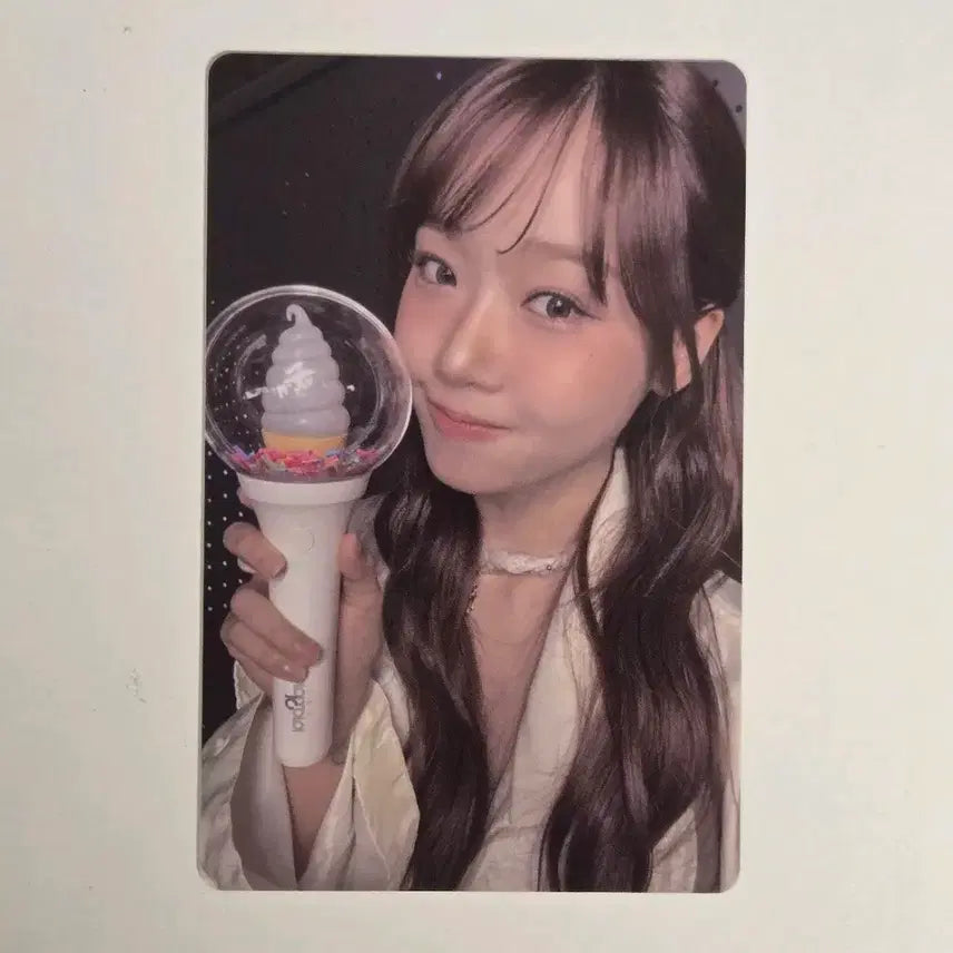 [BUNJANG] IOI Yoojung Photocard / 아이오아이 유정 응원봉 포토카드 포카