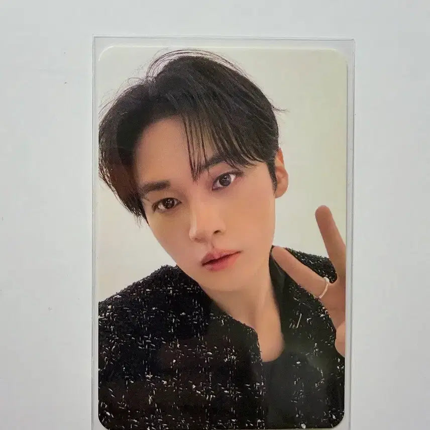 [BUNJANG] Stray Kids Lee Know DominATE: Celebrate STAY ZONE Photocard 1st Day / 스키즈 도미네이트 셀러브레이트 스테이존 포카 1일차 리노