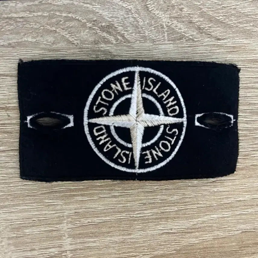 [BUNJANG] Stone Island Badge Patch (White) / 스톤아일랜드 와펜 패치 (화이트와펜)