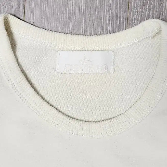 [SOLD OUT] 스톤아일랜드 고스트피스 맨투맨 셔츠