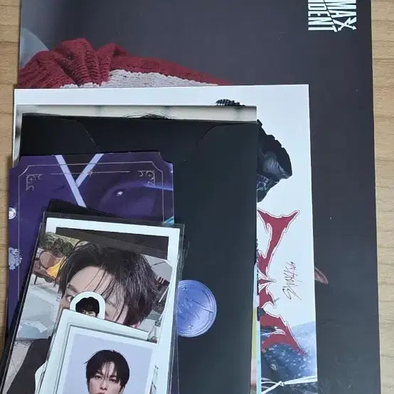 [BUNJANG] Stray Kids Lee Know Official Goods / 스키즈 리노 공굿