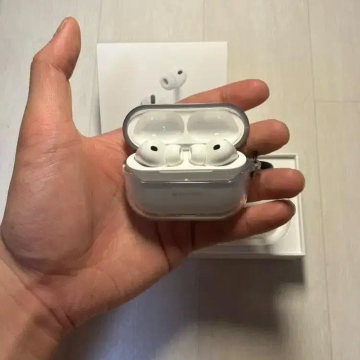 [BUNJANG] Apple AirPods Pro 3rd Gen USB-C Full Set / 에어팟 프로3 풀박스 S급 보증 O 급처