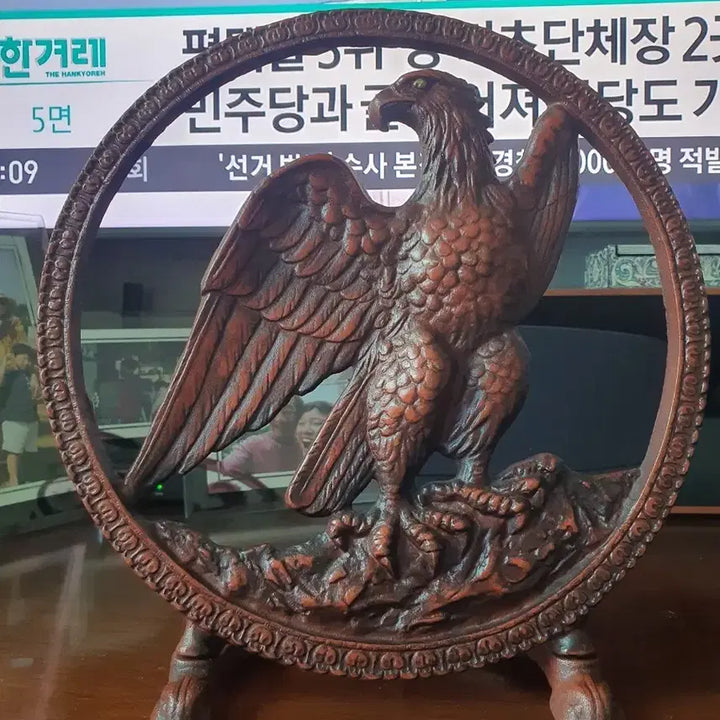 [BUNJANG] Cast Iron Eagle Emblem Round Ornament / 독수리 문양 원형 장식 주물