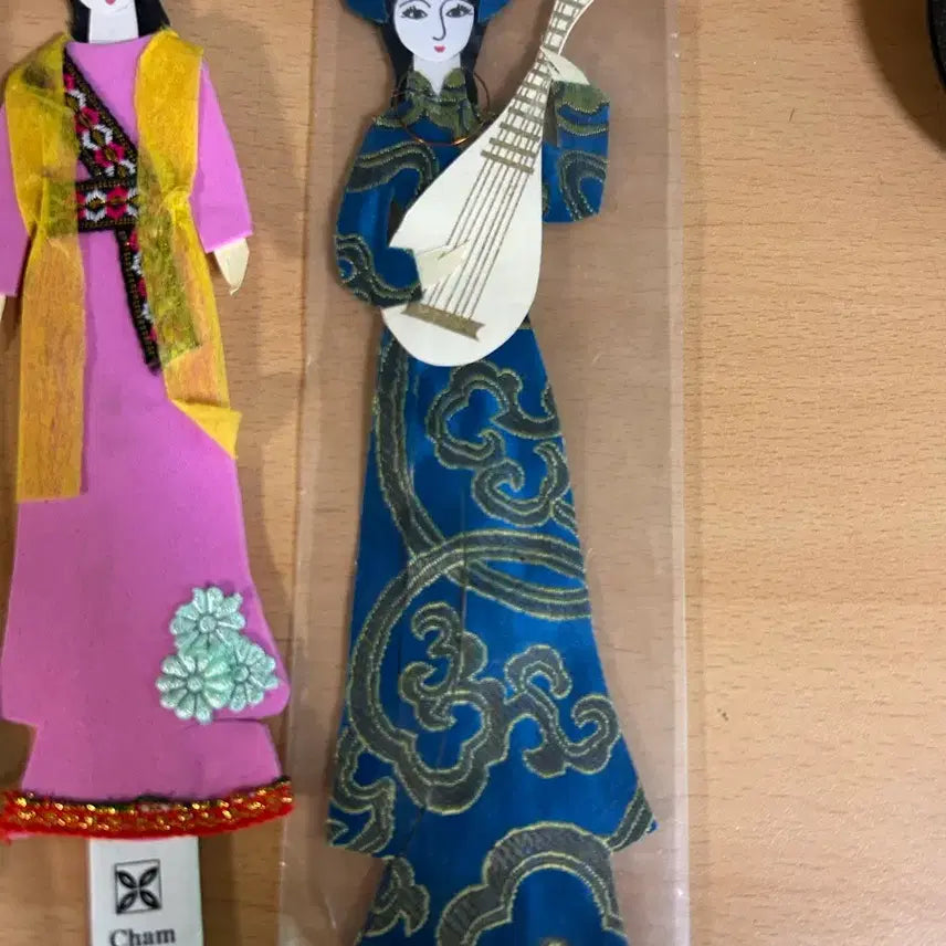 [BUNJANG] Vietnamese Traditional Dolls Ao Dai Set of 7 / 베트남 전통 인형 아오자이 7종 세트