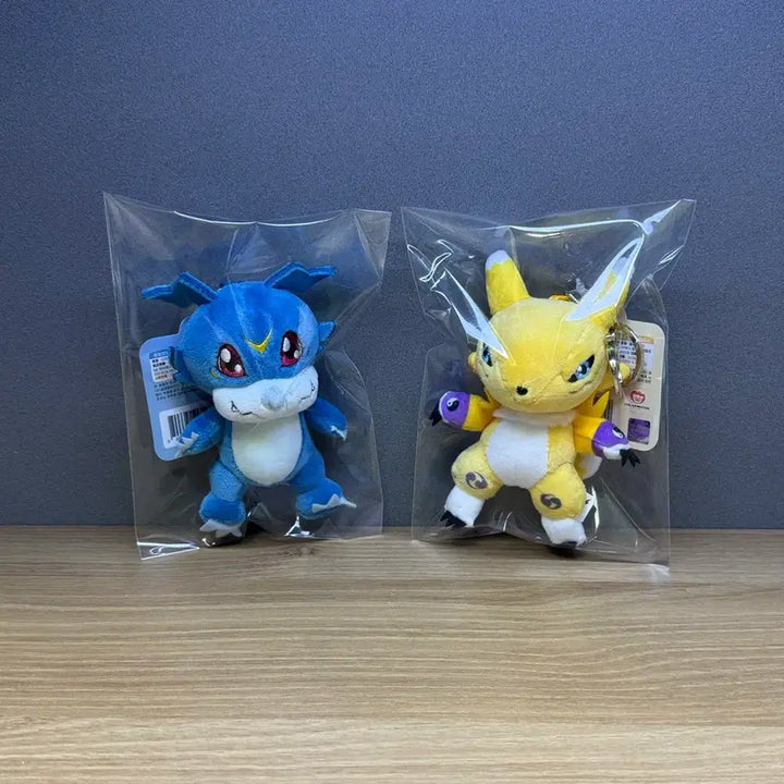 [BUNJANG] V-mon Digimon Plush Keychain / 디지몬 인형 키링 (브이몬)