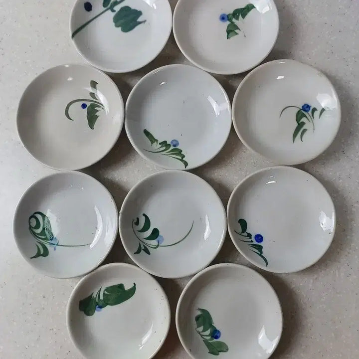 [BUNJANG] Antique Korean "Waesa-gi" Flower Plates (Set of 10) / 근대사 수집품 왜사기 빈티지 꽃접시 10개