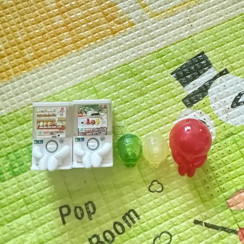 [BUNJANG] Capsule Gacha Set / 캡슐가챠 세트