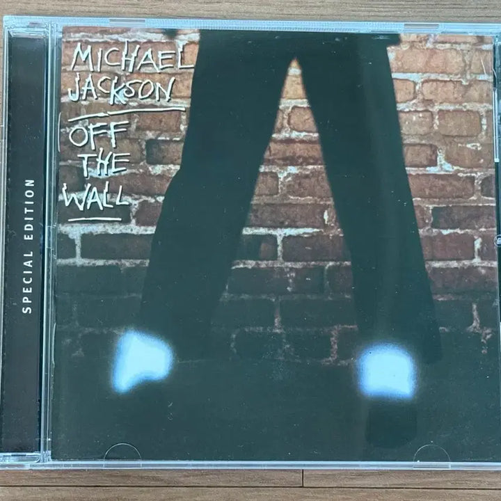[BUNJANG] Michael Jackson Off The Wall 2001 Special Edition CD / 마이클 잭슨 Off The Wall 2001 Special Edition