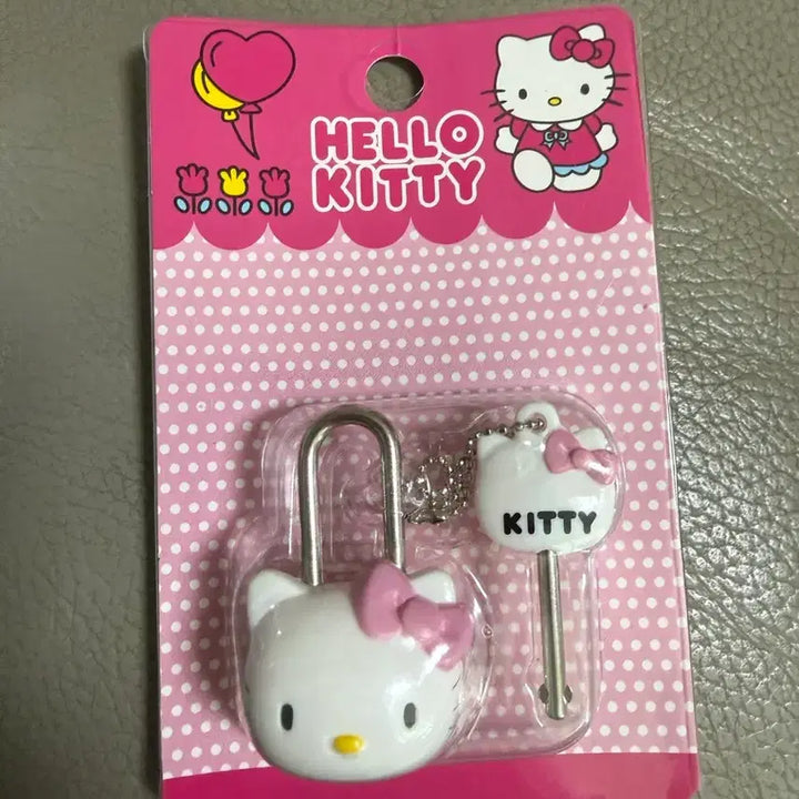 [BUNJANG] Hello Kitty Lock and Key Set (Vintage) / 키티 자물쇠(고전)