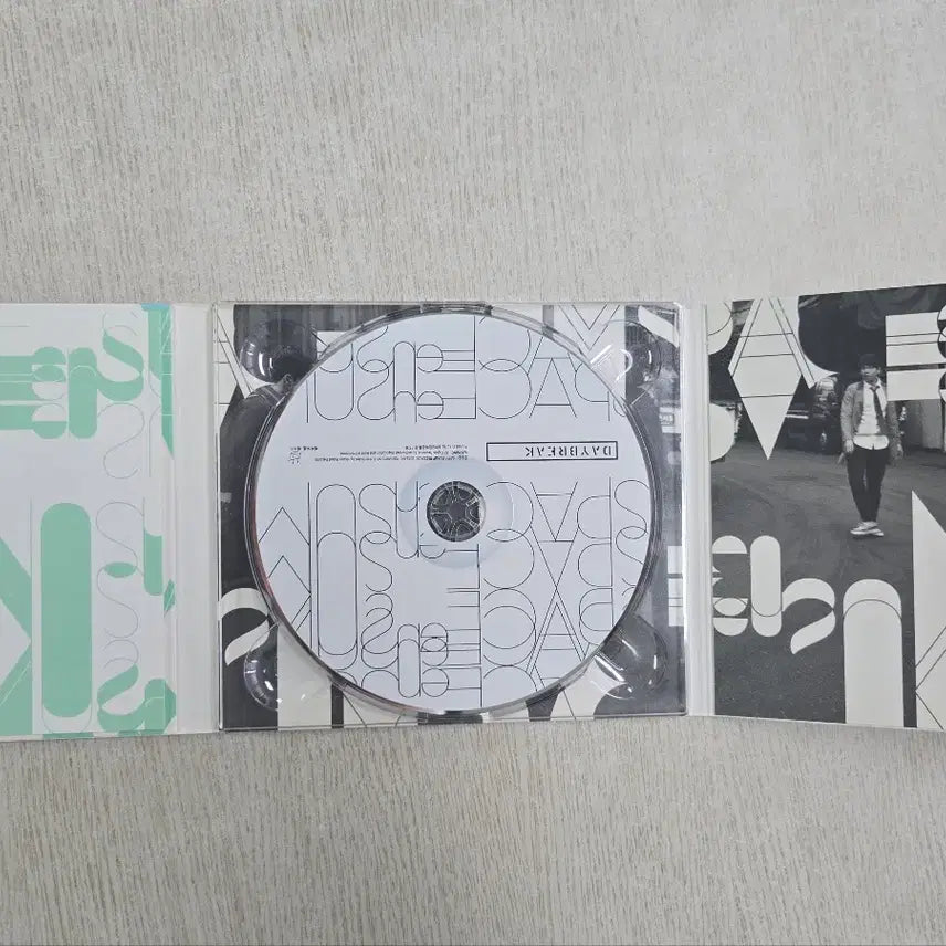 [BUNJANG] 9 and Numbers Yoo Ye CD / 9와숫자들 유예 cd