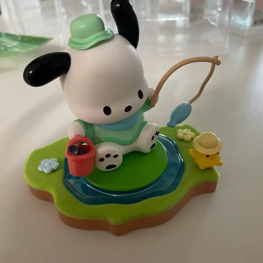 [BUNJANG] Sanrio Pochacco Camping Figure / 포차코 탑토이 캠핑 피규어