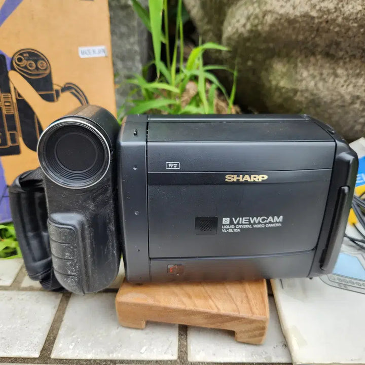 [BUNJANG] SHARP Video8 8mm Camcorder VL-EL10A / 빈티지 8mm 캠코더 SHRAP Video8/8 mm VL-EL10A 액