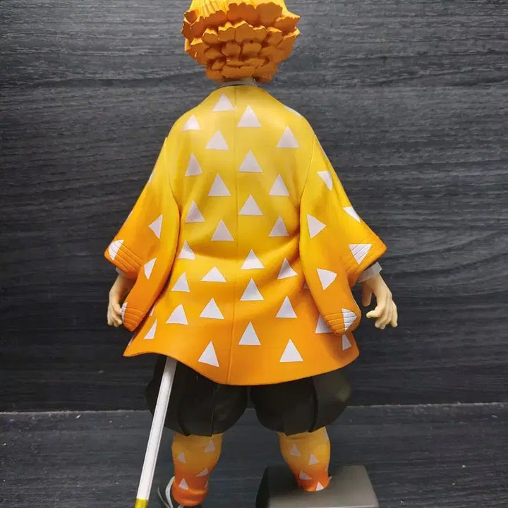 [BUNJANG] Demon Slayer Grandista Zenitsu Figure / 귀멸의칼날 그란디스타 젠이츠