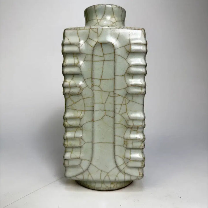 [BUNJANG] Goryeo Dynasty Celadon Bell-Shaped Vase / 관요 종식병