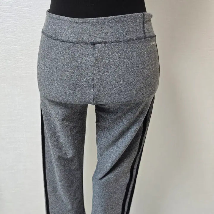 [BUNJANG] Adidas Climalite Functional Leggings Charcoal Grey / 아디다스 클라마라이트 기능성  레킹스  차콜그레이 정품