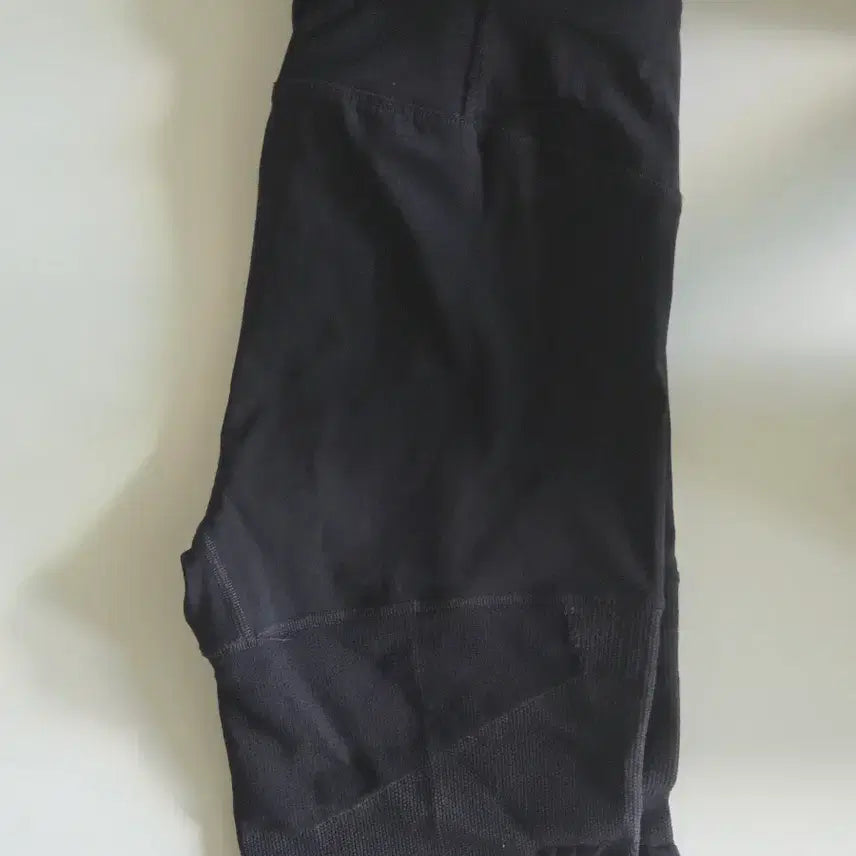 [BUNJANG] CEP Ultralight Compression Shorts / CEP 울트라라이트 컴프레션 쇼츠