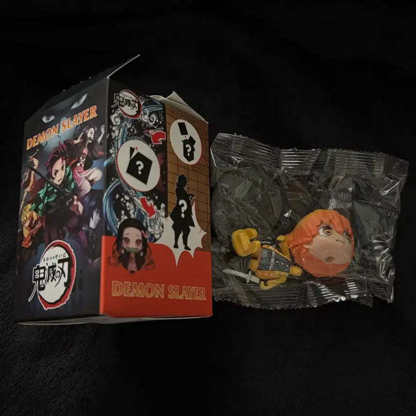 [BUNJANG] Demon Slayer Zenitsu Agatsuma Figure / 귀멸의 칼날 피규어 젠이츠
