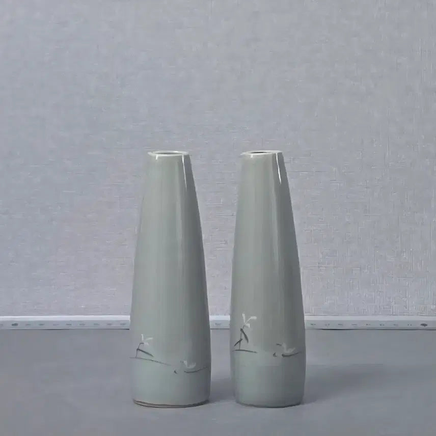 [BUNJANG] Japanese Colonial Era Samhwa Goryeo Celadon "Poruryusugeummun" Tokkuri / 일제강점기 삼화고려소 청자 덕리