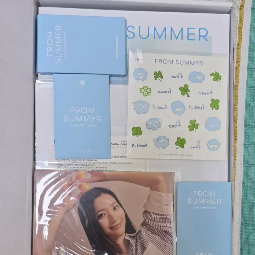 [BUNJANG] fromis_9 From Summer Photobook / 프로미스나인 포토북 프롬썸머 판매해요! 포카는없어요