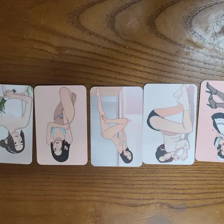 [BUNJANG] Park Ji Artist 2nd Album Photocard with QR Code / 박지 작가 2집 굿즈  포토카드 판매합니다(카드뒷면 QR코드 있음)