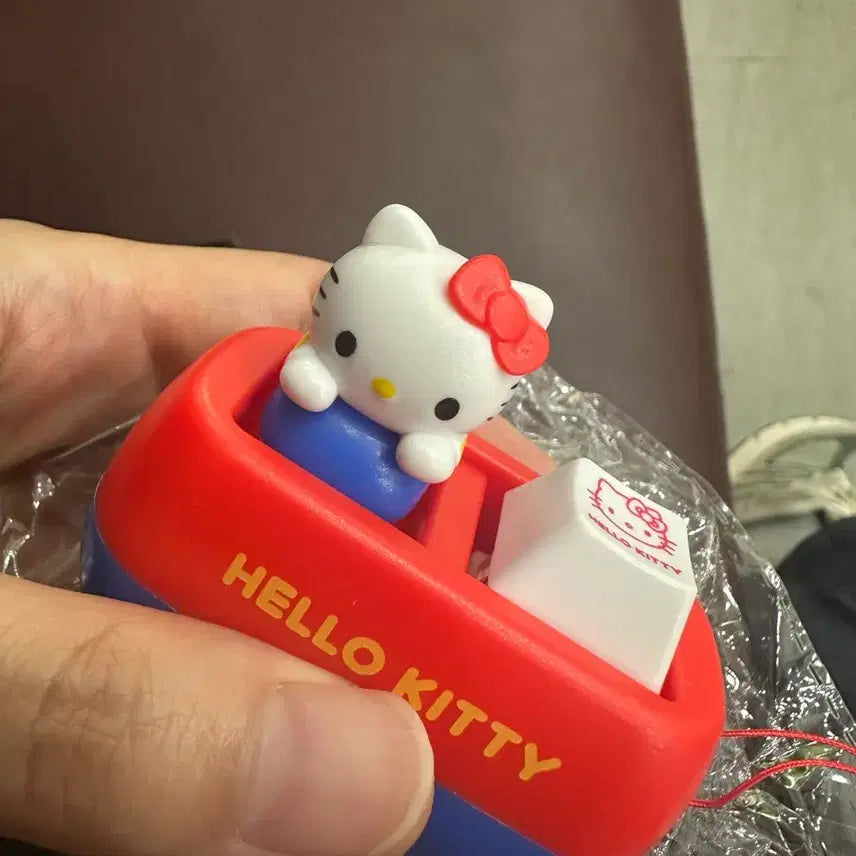 [BUNJANG] Hello Kitty Clicker Keycap / 헬로 키티 키캡 클릭커