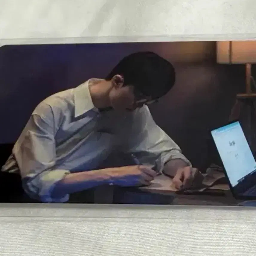 [BUNJANG] T1 Faker Upbit Redbull Event Limited Edition Photocard / T1 페이커 업비트 레드불 행사 한정판 포토카드 미개봉