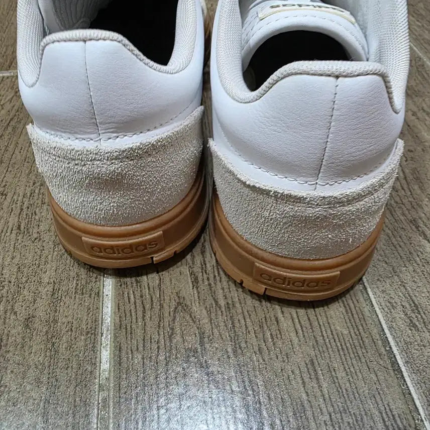 [BUNJANG] Adidas Sneakers Beige White 245mm / 아디다스 스니커즈 245mm