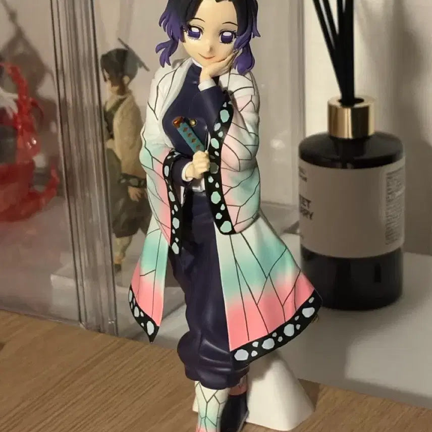 [BUNJANG] Demon Slayer Shinobu Figure / 귀멸의 칼날 시노부 피규어