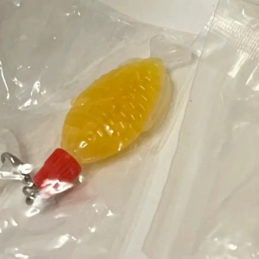 [BUNJANG] Yellow Mejilushi Soy Sauce Sea Bream Fish Sushi Gacha Figure (Sealed) / 일본 간장 도미 물고기 초밥 스시 가챠 옐로 메지루시 미개봉