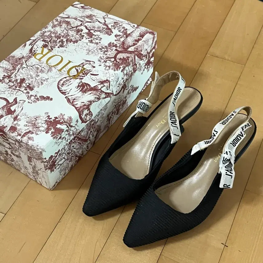 [SOLD OUT] [상태최상/쿨거택포] 디올 자디올 슬링백 펌프스 구두 블랙 38D