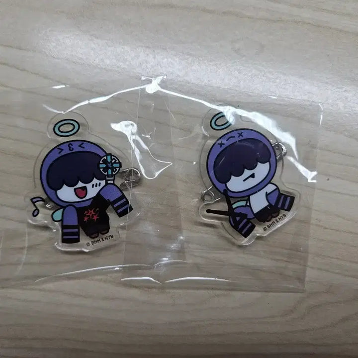 [BUNJANG] TXT MoaCon Japan Humynaring Hyuka Acrylic Badge Bundle Set / 일괄 모아콘 moacon 재팬 투바투 뿔바투 흠냐링 휴닝카이 아크릴 뱃지