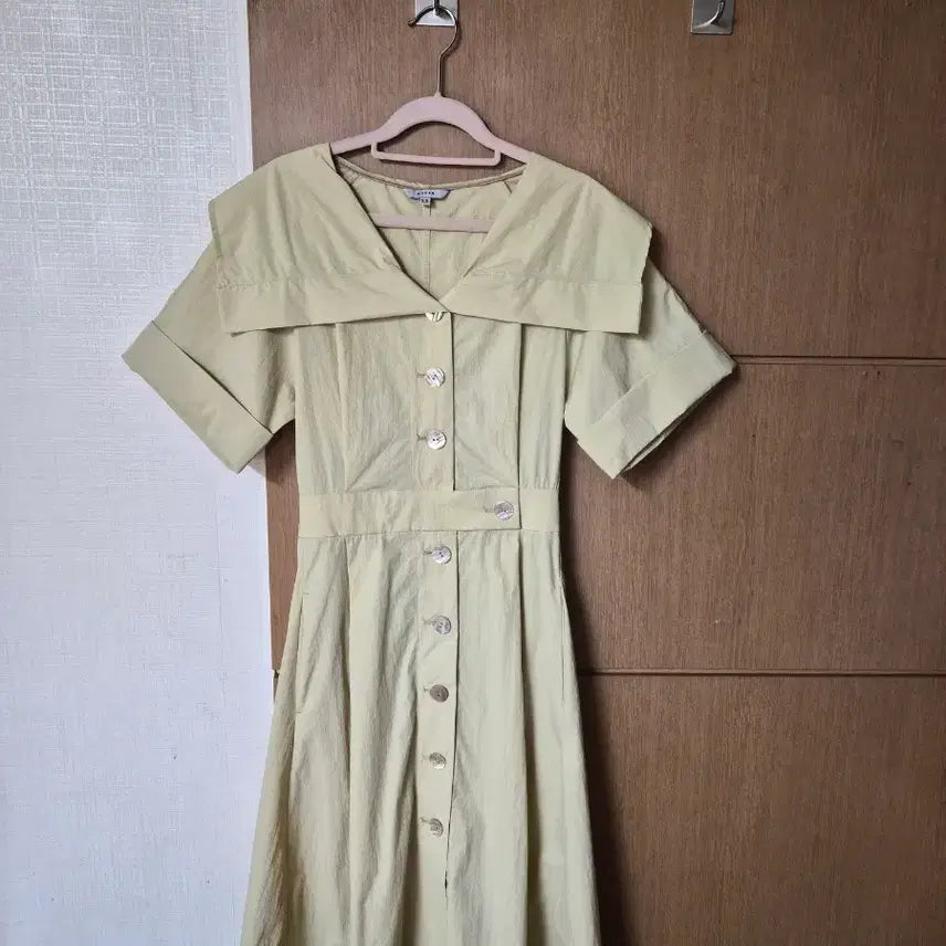 [BUNJANG] MOHAN Beige Collar Dress XS / 모한 베이지 카라 원피스XS