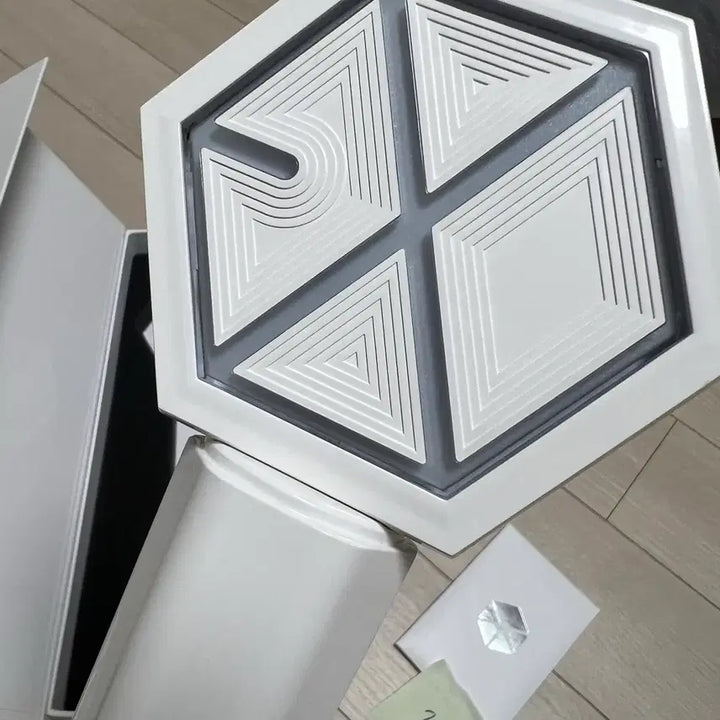 [BUNJANG] EXO Official Lightstick Ver.2 / EXO 공식 에리디봉 (상태최상,작동o)