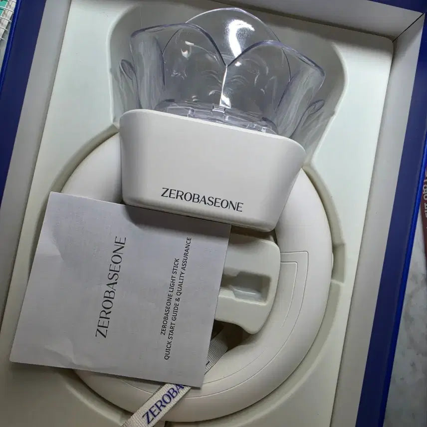 [BUNJANG] ZEROBASEONE Official Lightstick Rose Ring / 재베원 제로베이스원 응원봉 로즈링 양도해요