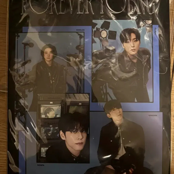 [BUNJANG] DAY6 Young K Finale Poster Book / 데이식스 포영 피날레 포스터북